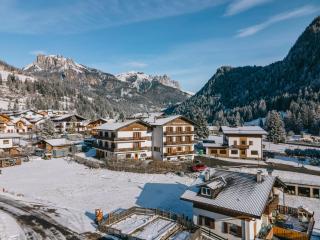 Hotel Garnì Rosengarten - 9