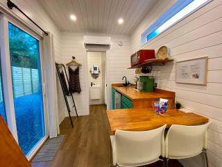 Entirely Private Tiny Home - 1 Mile to UF - Gainesville - 5