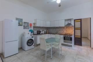 Apartment in Three Cities Near Valletta Ferry - 7