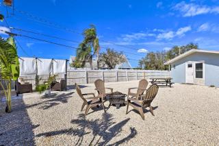 Updated Bradenton Home Fire Pit, Fenced Yard - 9