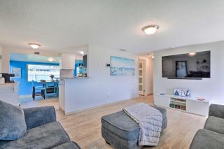 Updated Bradenton Home Fire Pit, Fenced Yard - 4