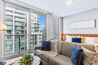 - Casiola Studio's - near Cruise Terminal, Bayfront Park and Kaseya Center - 4