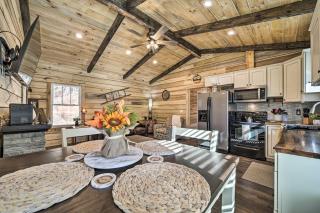 Modern Cabin with Fire Pit Less Than 3 Mi to Trails! - Pisgah Forest - 8