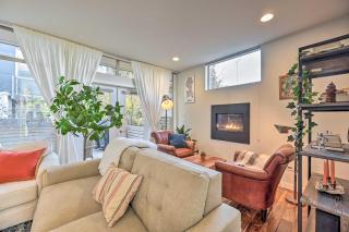 Sleek Seattle Home with Rooftop Patio and Views! - Seattle - 6