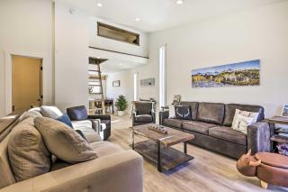 Chic Condo with Fireplace Walk to Main St Frisco! - 5