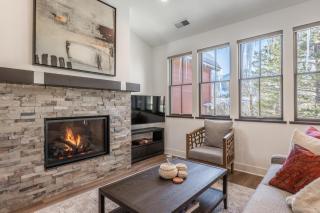 Creekhouse 1553 - Mammoth Lakes - 2