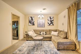 Cozy San Antonio Home with Patio, 1 Mi to Airport! - San Antonio - 7