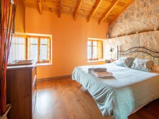 Belvilla by OYO Casa rural Benllera - Benllera - 5