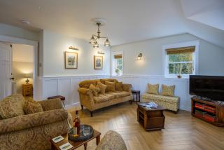 Meldrums Apartments - 5