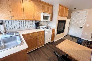 Northwoods Lodge Cabin 1 - 2