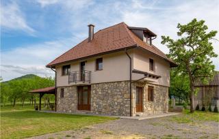 4 Bedroom Amazing Home In Otocac - Otočac - 3