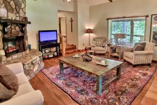 Boulder Rock Lodge - 8