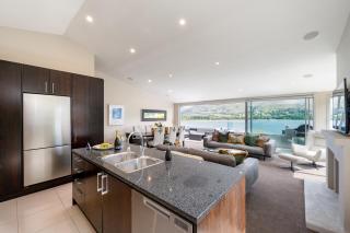 Luxury Lakeview Vista Apartment - Wanaka - 2