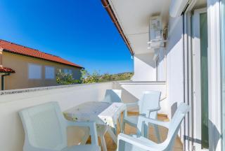 Apartments Anica J - Lopar - 8