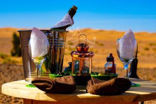 The White Camp - Your Merzouga Luxury Desert Camp & Erg Chebbi Dunes Camel Riding - Merzouga - 9