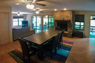 Lone Star Lake House - Eureka Springs - 4