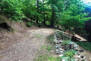 Lone Star Lake House - 8