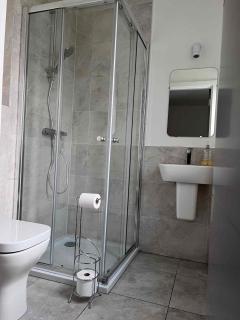 Caledonia Place - 3