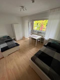Zentral gelegene Apartments am Schillerplatz - Mönchengladbach - 0