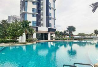C2111 Almas Suites Muji Netflix 100mbps By STAY - Nusajaya - 2