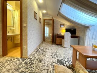 Penthouse Apartment in Hotel Eney - Lviv - 6