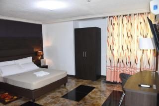New Heaven Hôtel - Yaoundé - 8