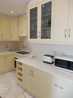 BEACH VILLA ,Nerja, Seaview, Pool, 3 bedrooms, huge terrace and garden - 4