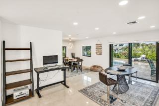 Sandals Beach Cottage - 6