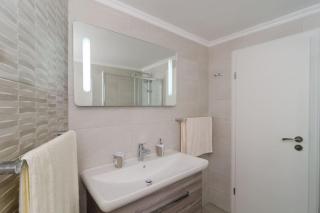 Sea view apartment 10 minutes walk from old city - Dubrovnik - 3