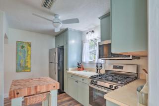 Tampa Bay Area Cottage with Gas Grill and Fire Pit! - Safety Harbor - 3