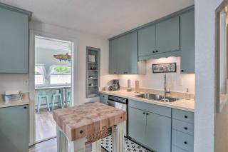 Tampa Bay Area Cottage with Gas Grill and Fire Pit! - Safety Harbor - 1