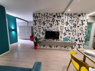 Helga’s Deluxe 3 Apartment - Tirana - 5