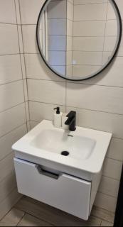 3 Eyre Square Lane - 3
