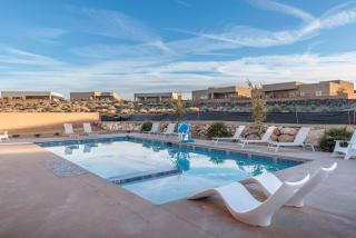6-bedroom home with private amenities - St. George - 0