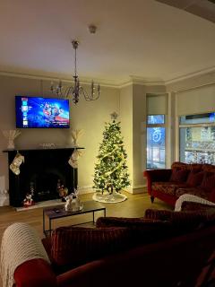 57 Main Street Newcastle Luxury Central Apartment - Newcastle - 9