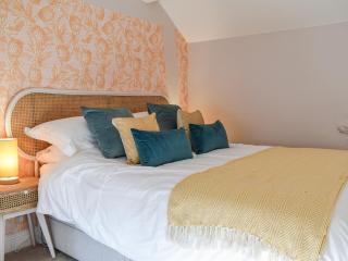Little Hive-Uk39430 - Dronfield - 9