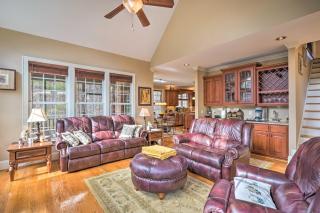Luxury Estate Private Hot Tub and Pickleball Court - Wake Forest - 7