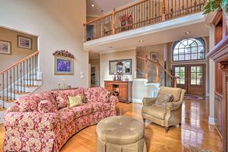 Luxury Estate Private Hot Tub and Pickleball Court - Wake Forest - 5