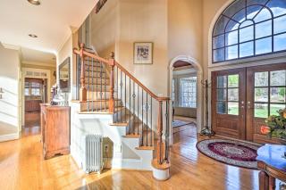 Luxury Estate Private Hot Tub and Pickleball Court - Wake Forest - 4