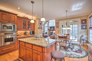 Luxury Estate Private Hot Tub and Pickleball Court - Wake Forest - 1