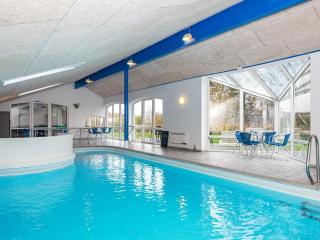 12 person holiday home in Henne - Henne Strand - 7