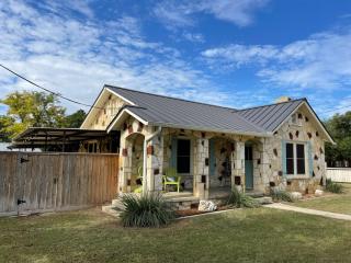 Cypress Star in Bandera - Bandera - 0