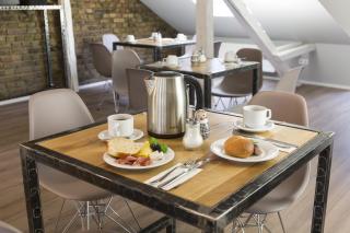 Hotel Forty Four - Frankfurt am Main - 3