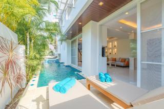 White Villa Patong - Patong Beach - 0