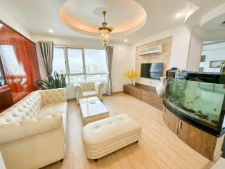 White Penthouse-Rooftop Pool Private -Central City - Ho Chi Minh - 2