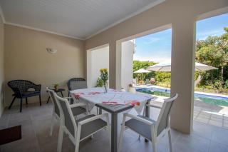 Garden- Pool flat with Solar Electricity - Somerset West - 2
