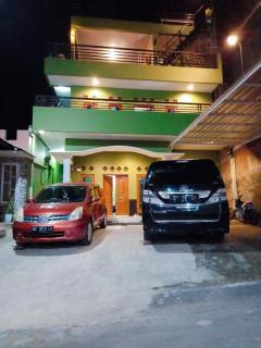 Villa samara 2 homestay Tawangmangu - 4