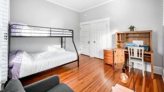 Homey Lodge - Cozy home / Walk to Revolution Mill / Near Downtown / Perfect for groups and family / Free parking - Greensboro - 3
