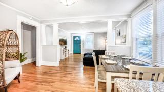 Homey Lodge - Cozy home / Walk to Revolution Mill / Near Downtown / Perfect for groups and family / Free parking - Greensboro - 2