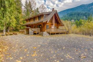 Sandy River Relaxation - Rhododendron - 0